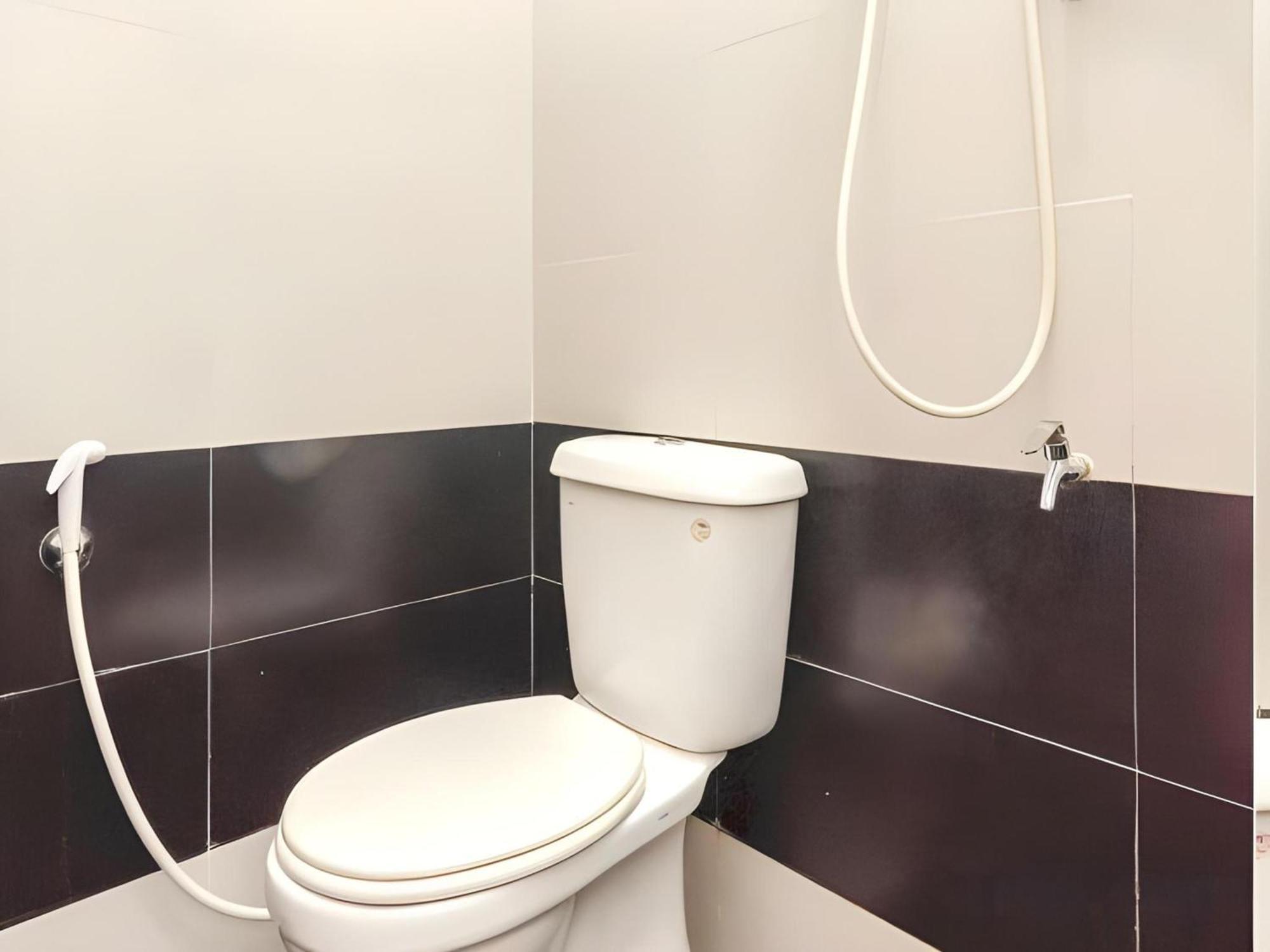 Skudai Hotel Bagian luar foto