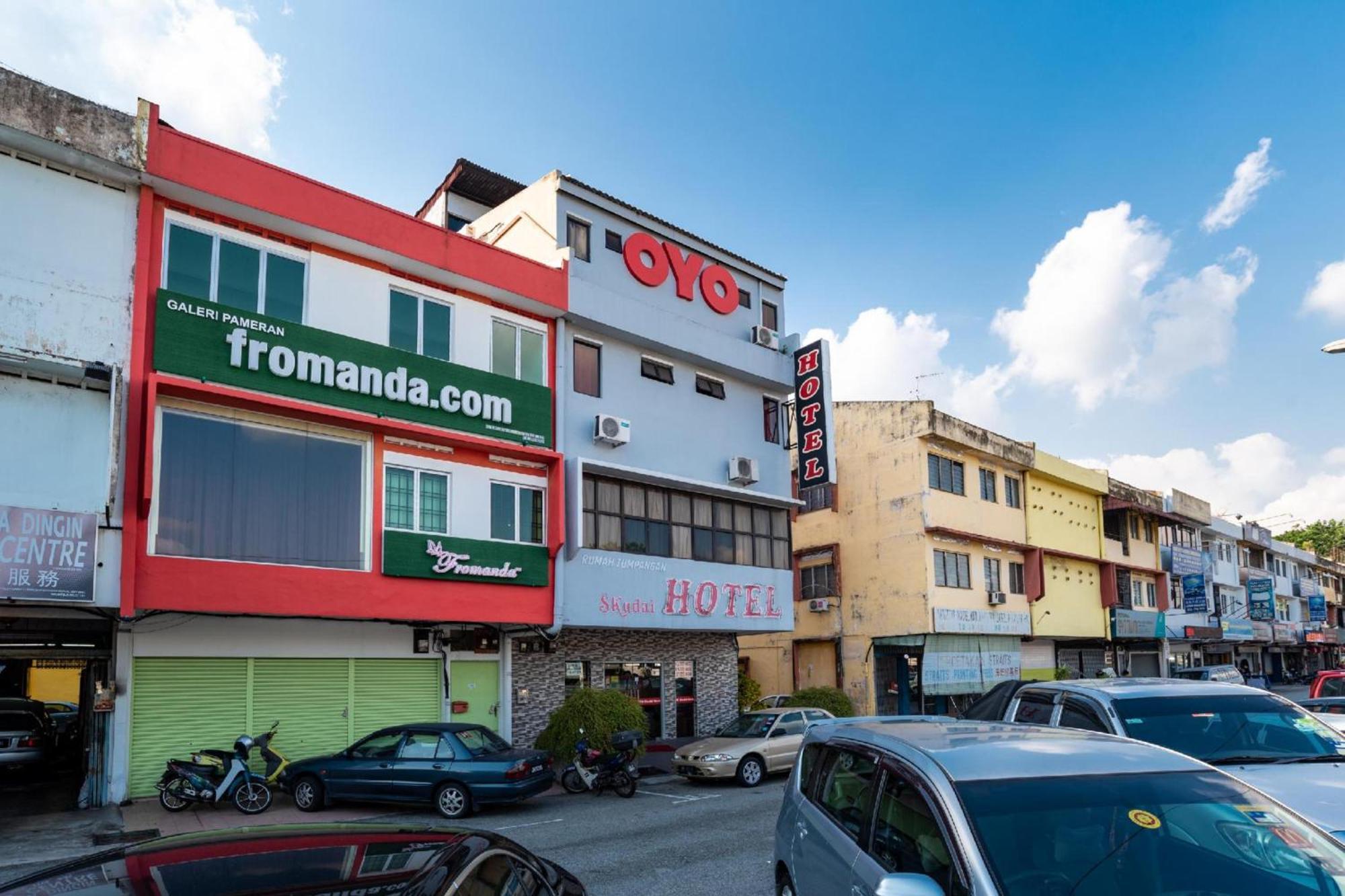 Skudai Hotel Bagian luar foto